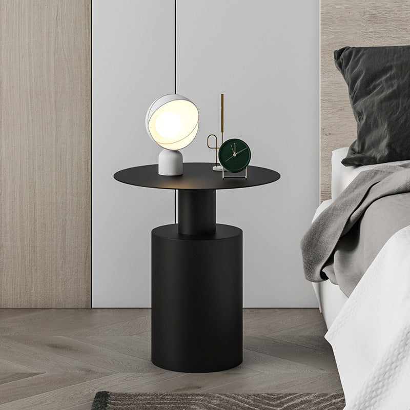 Fashionable Bedside Table – Creative Design