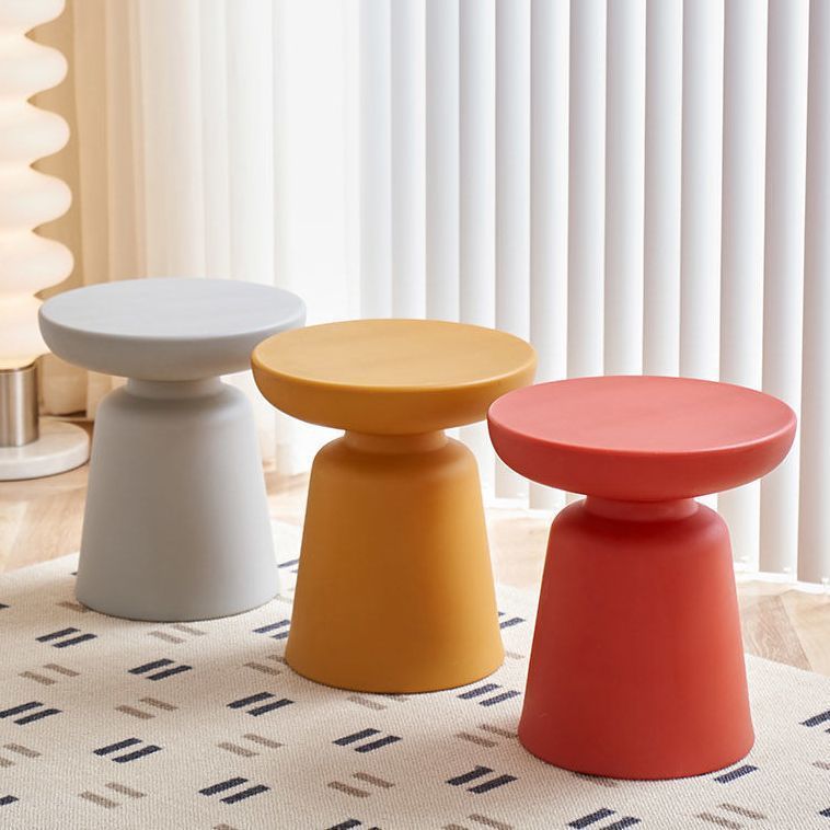 Mushroom-Style Stool & Side Table – Minimalist Plastic Design